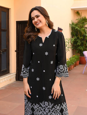 Admyrin Black Viscose Rayon Embroidered Readymade Kurta With Pant Set