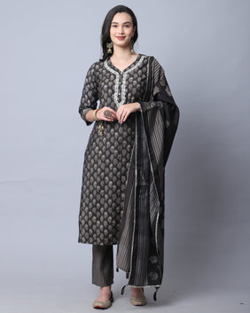 Admyrin Muslin Embroidered Kurta Set With Dupatta