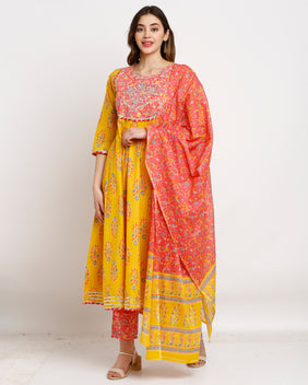 Admyrin Pure Cambric Cotton Embroidered Kurta Set With Dupatta