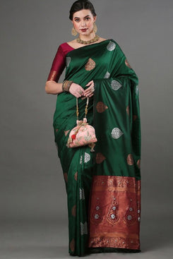 Admyrin Dark Green Banarasi Soft Silk Zari Woven Saree with Contrast Blouse Piece