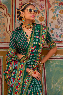 Admyrin Silk Designer Festival & Party Wear Printed Saree with Blouse Piece