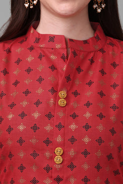 Admyrin Maroon Bright & Beautiful Block Printed & Lace Work Chanderi Cotton Kurti