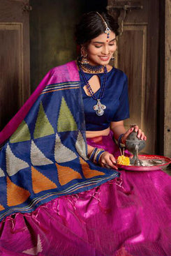 Bhelpuri Rani Pink & Navy Blue Silk Woven Traditional Saree with Blouse Piece