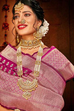 Bhelpuri Magenta Banarasi Silk Woven Traditional Saree with Blouse Piece