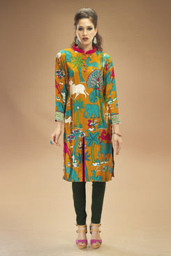 Orange Shaded Crepe Kurti Comprising Nature Print work